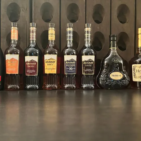 Geste D' Alice Otel 2*